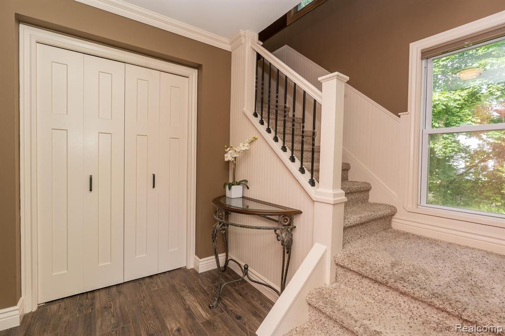 2341 West Auburn Road Rochester Hills, MI 48309 - Photo 15 of 57