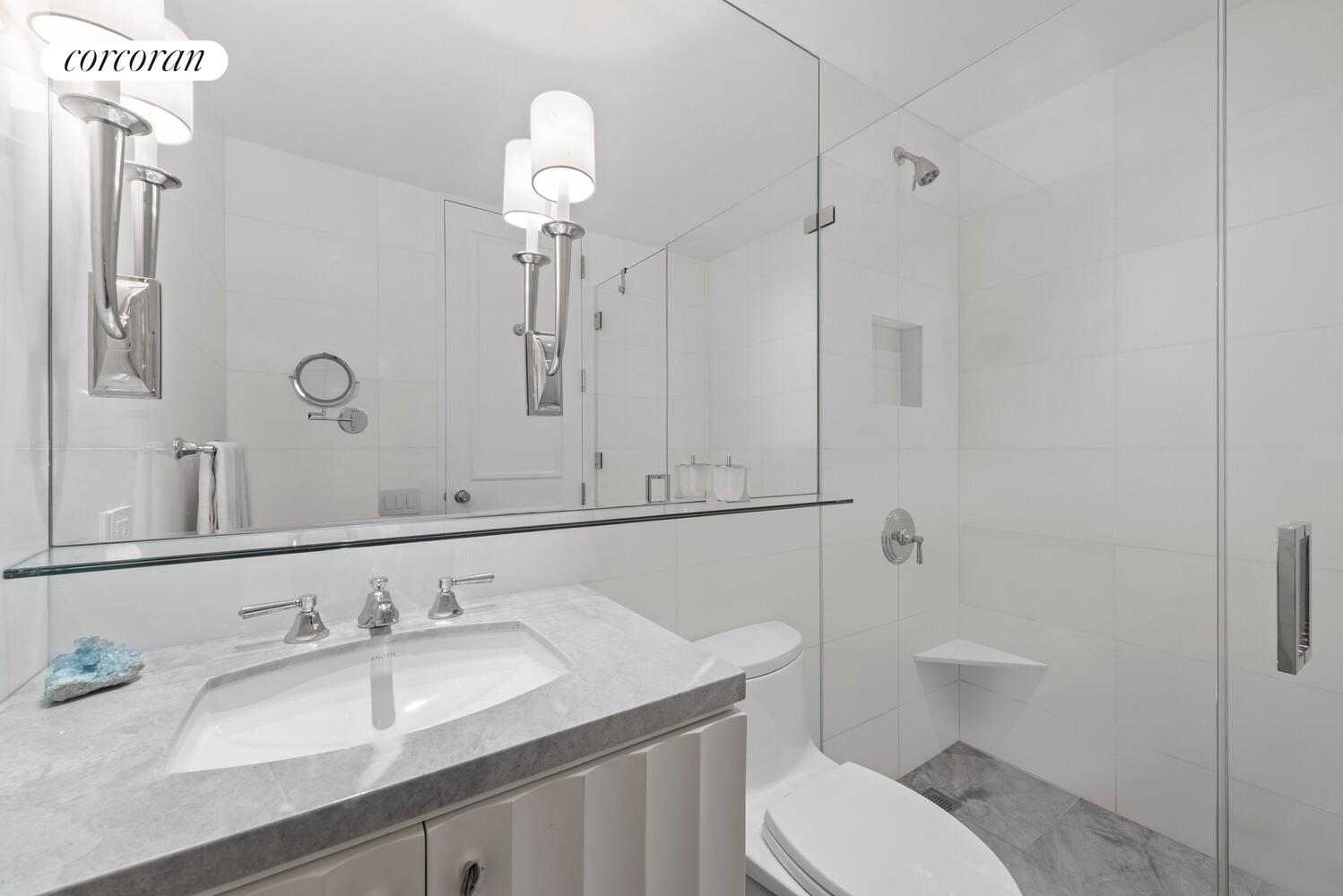 641 5th Avenue, Unit 32D Manhattan, NY 10022 - Photo 11 of 16