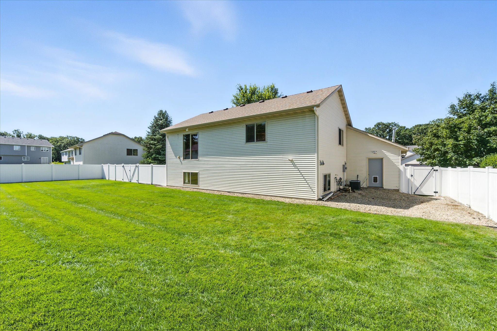11166 Nikolas Avenue Becker, MN 55308 - Photo 36 of 37