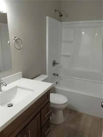 $2,000 | 413 East Prosper Street, Chalmette, LA 70043