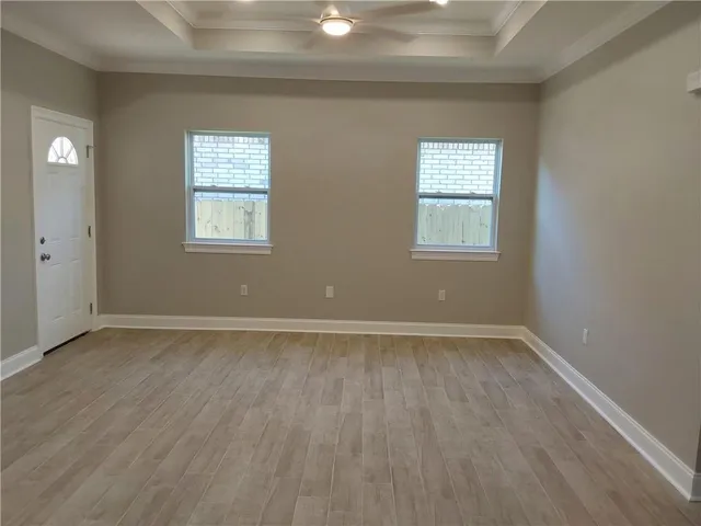 $2,000 | 413 East Prosper Street, Chalmette, LA 70043