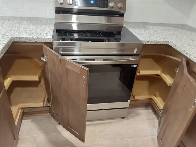 $2,000 | 413 East Prosper Street, Chalmette, LA 70043