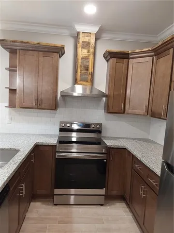 $2,000 | 413 East Prosper Street, Chalmette, LA 70043