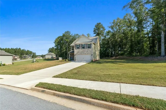 $415,000 | 104 Armory Creek Drive, Jackson, GA 30233
