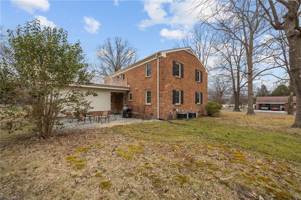 301 Jones Street Graham, NC 27253 - Photo 8 of 42