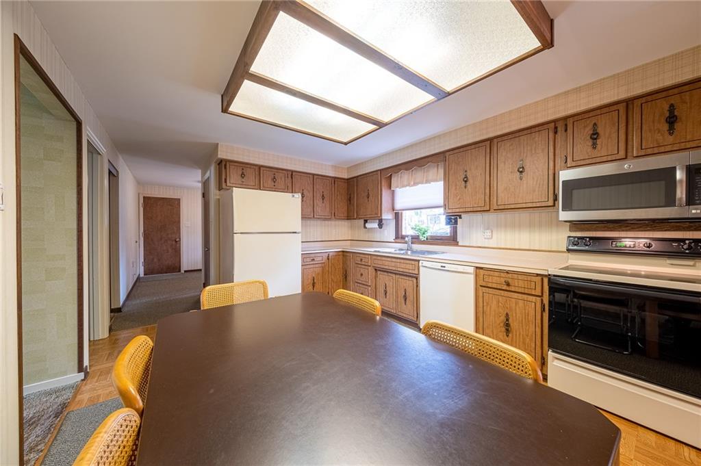 891 Old Thorn Run Road Coraopolis, PA 15108 - Photo 8 of 25 Gallery Image 8