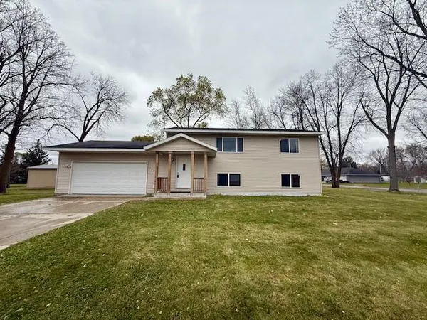 $284,000 | 1007 4th Avenue Southwest, Little Falls, MN 56345
