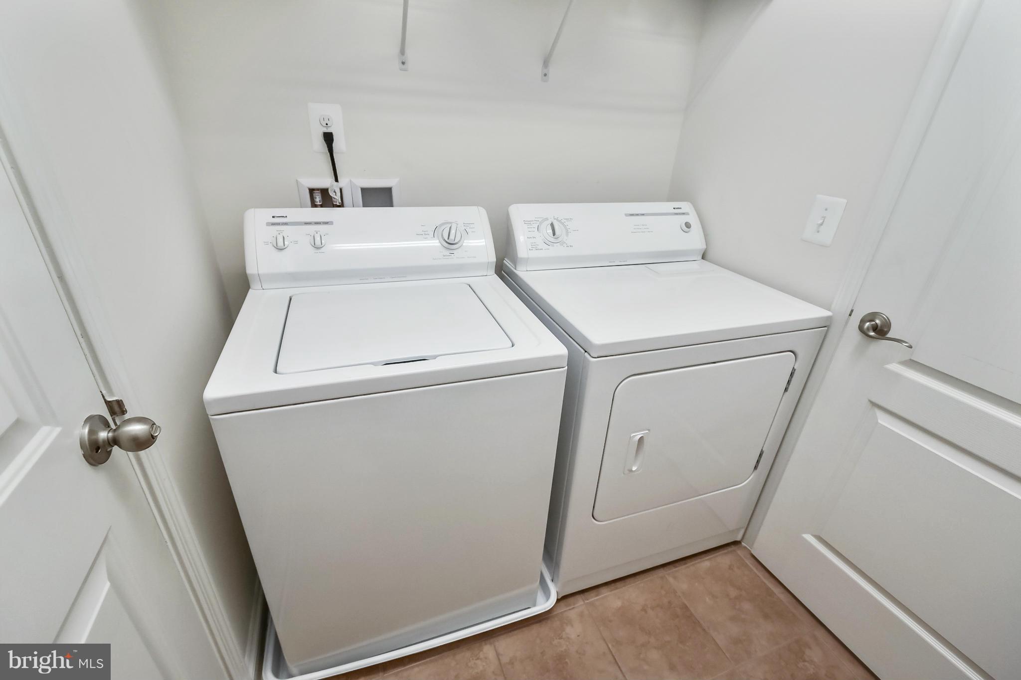 1443 Chesterfield Road Locust Grove, VA 22508 - Photo 23 of 30 Washer and dryer convey