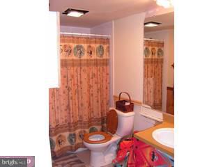 132 Bancroft Road Lansdale, PA 19446 - Photo 5 of 6 Gallery Image 5