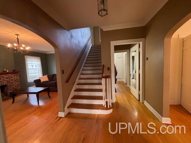 804 South 13th Street Escanaba, MI 49829 - Photo 2 of 61