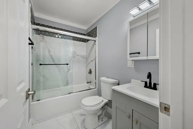 $435,000 | 2536 West 46th Street, Chicago, IL 60632