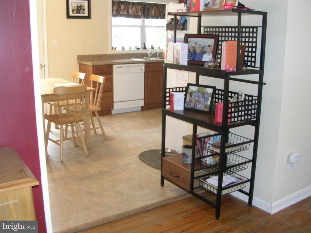 332 East Marion Street Lititz, PA 17543 - Photo 7 of 21 Gallery Image 7