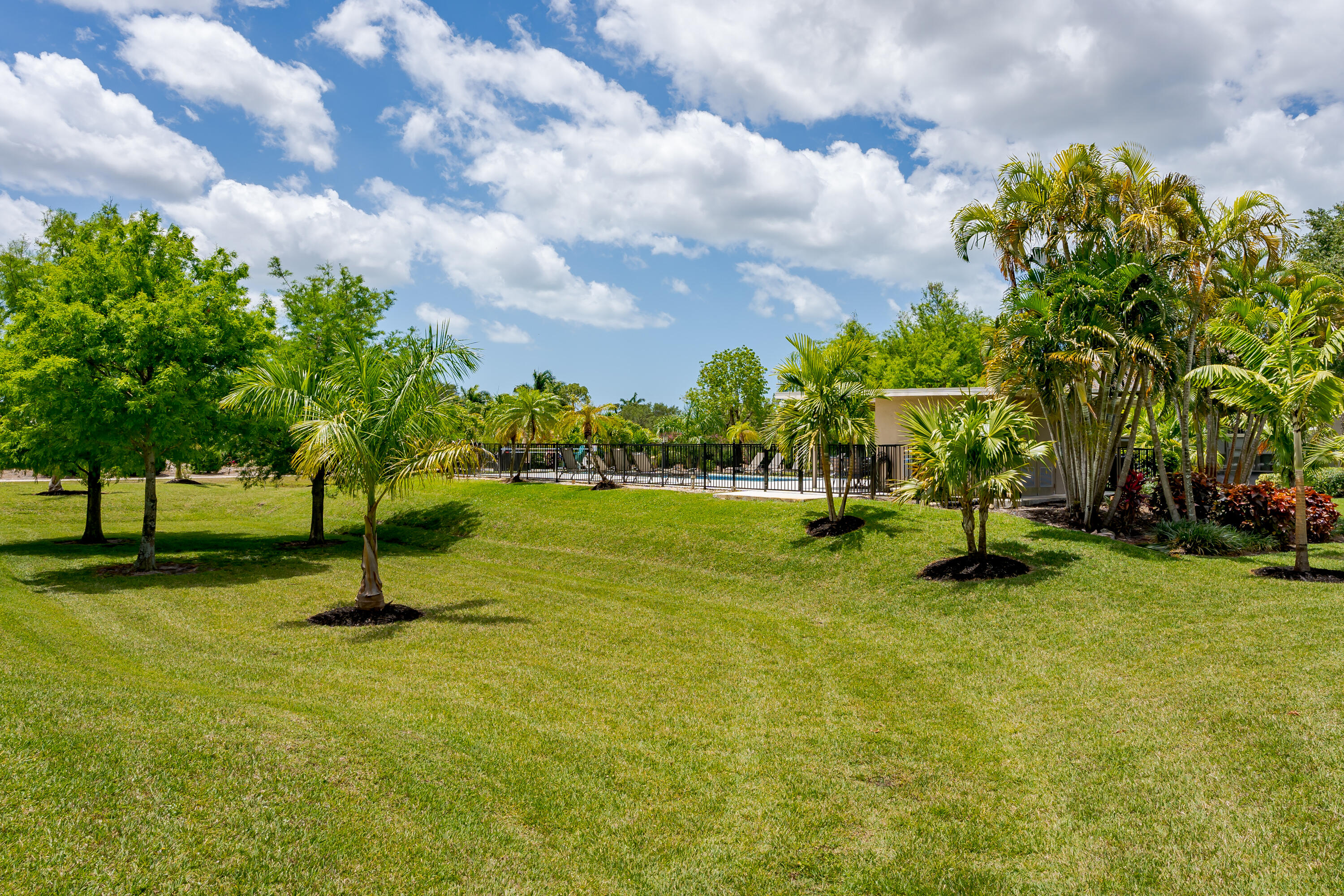 5697 Rattlesnake Hammock Road, Unit C201 Naples, FL 34113 - Photo 25 of 27 Common Grounds