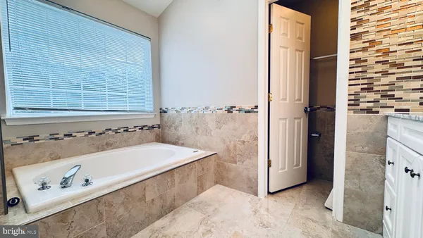 $3,900 | 9161 Lost Fields Court, Bristow, VA 20136