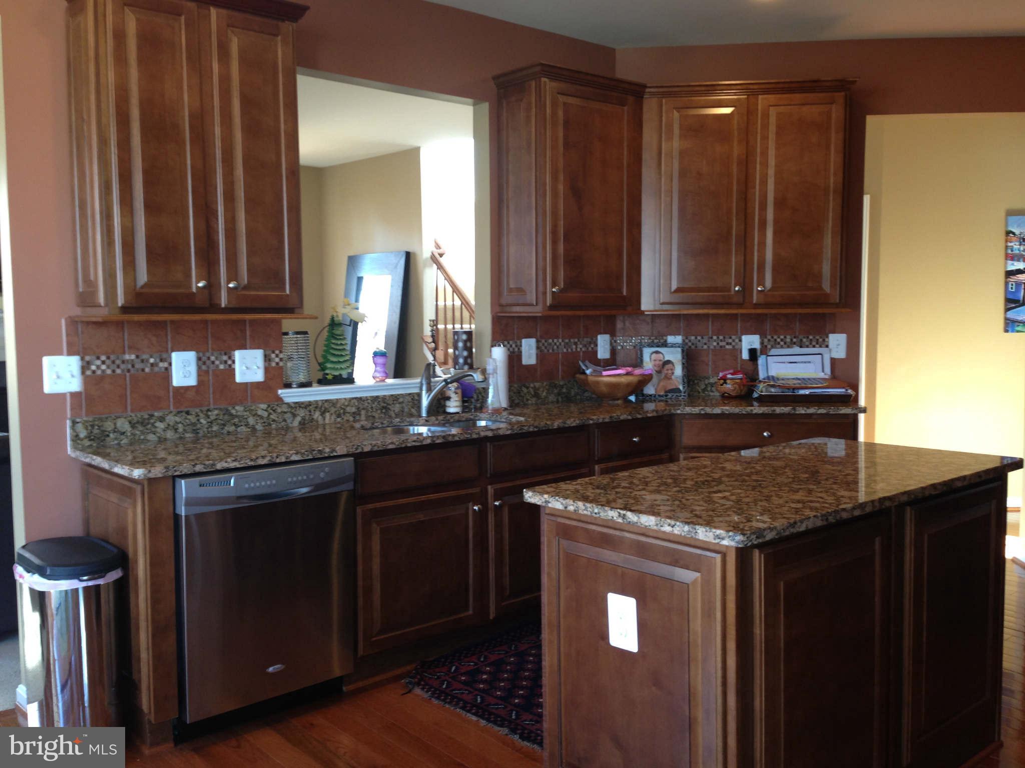 6511 Clarington Road Baltimore, MD 21209 - Photo 3 of 18 Kitchen