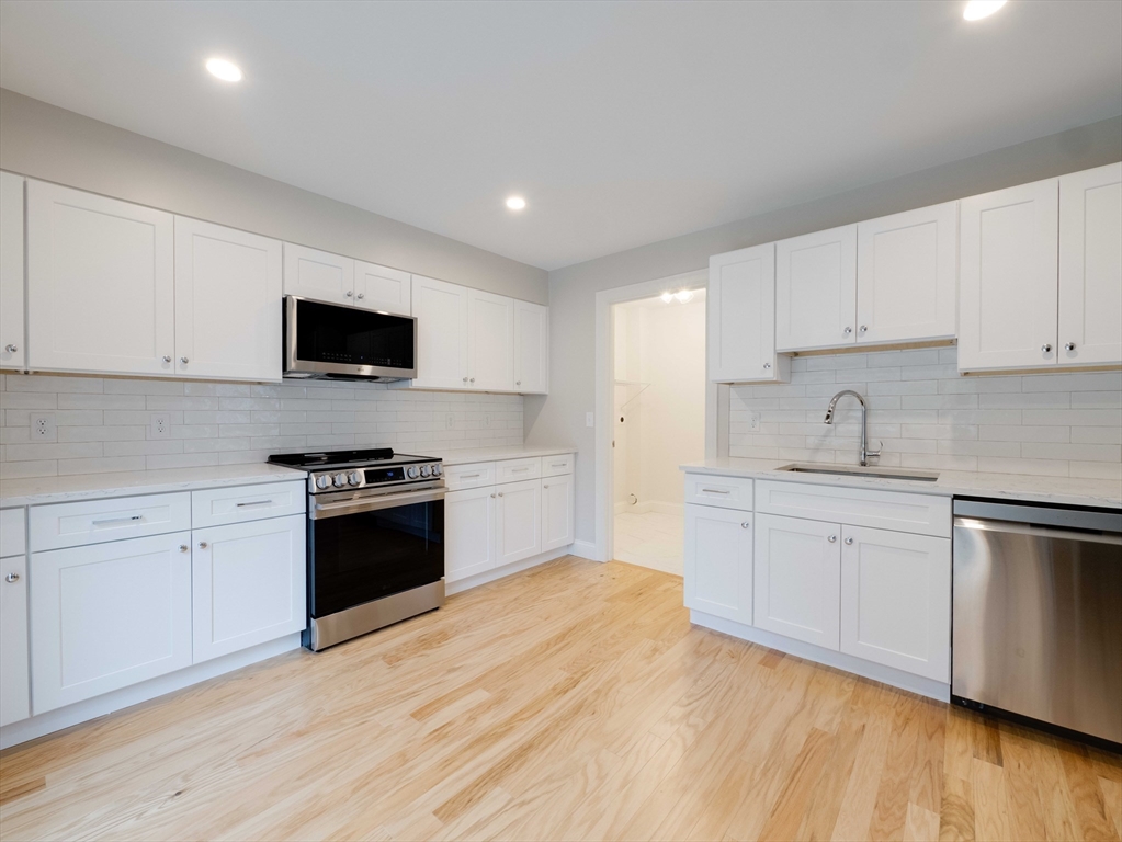 5 Barracks Road, Unit 5 Hudson, MA 01749 - Photo 7 of 21