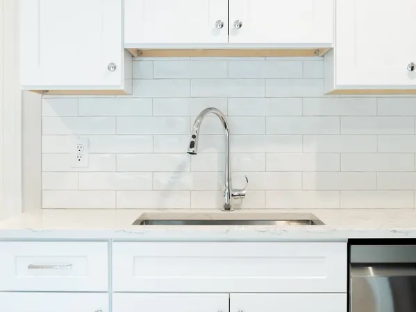 $3,000 | 5 Barracks Road, Unit 5, Hudson, MA 01749