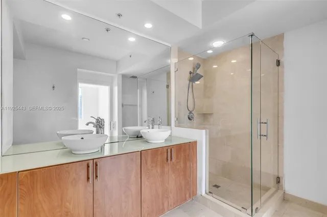 $510,000 | 315 Northeast 3rd Avenue, Unit 1805, Fort Lauderdale, FL 33301