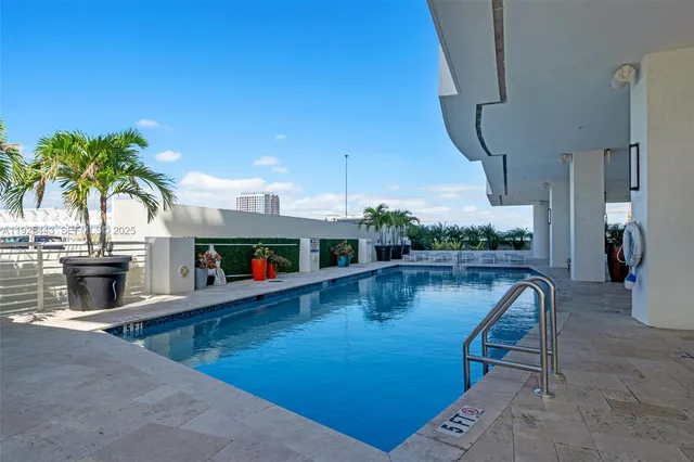 $510,000 | 315 Northeast 3rd Avenue, Unit 1805, Fort Lauderdale, FL 33301