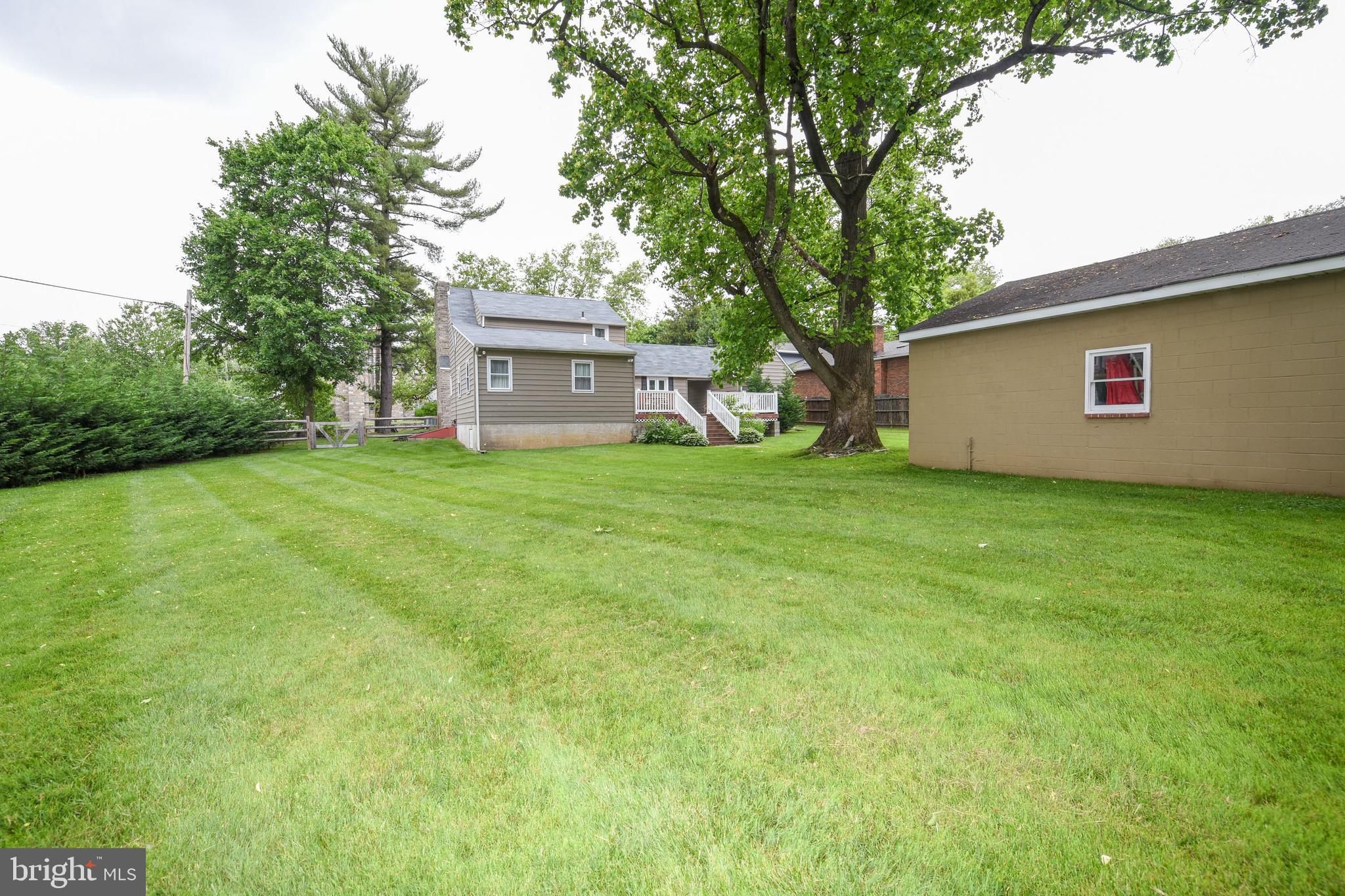 643 North Easton Road Glenside, PA 19038 - Photo 7 of 31 Back Yard