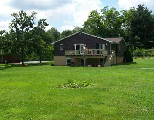 2175 Princeton Road New Castle, PA 16101 - Photo 9 of 9 Exterior Front.