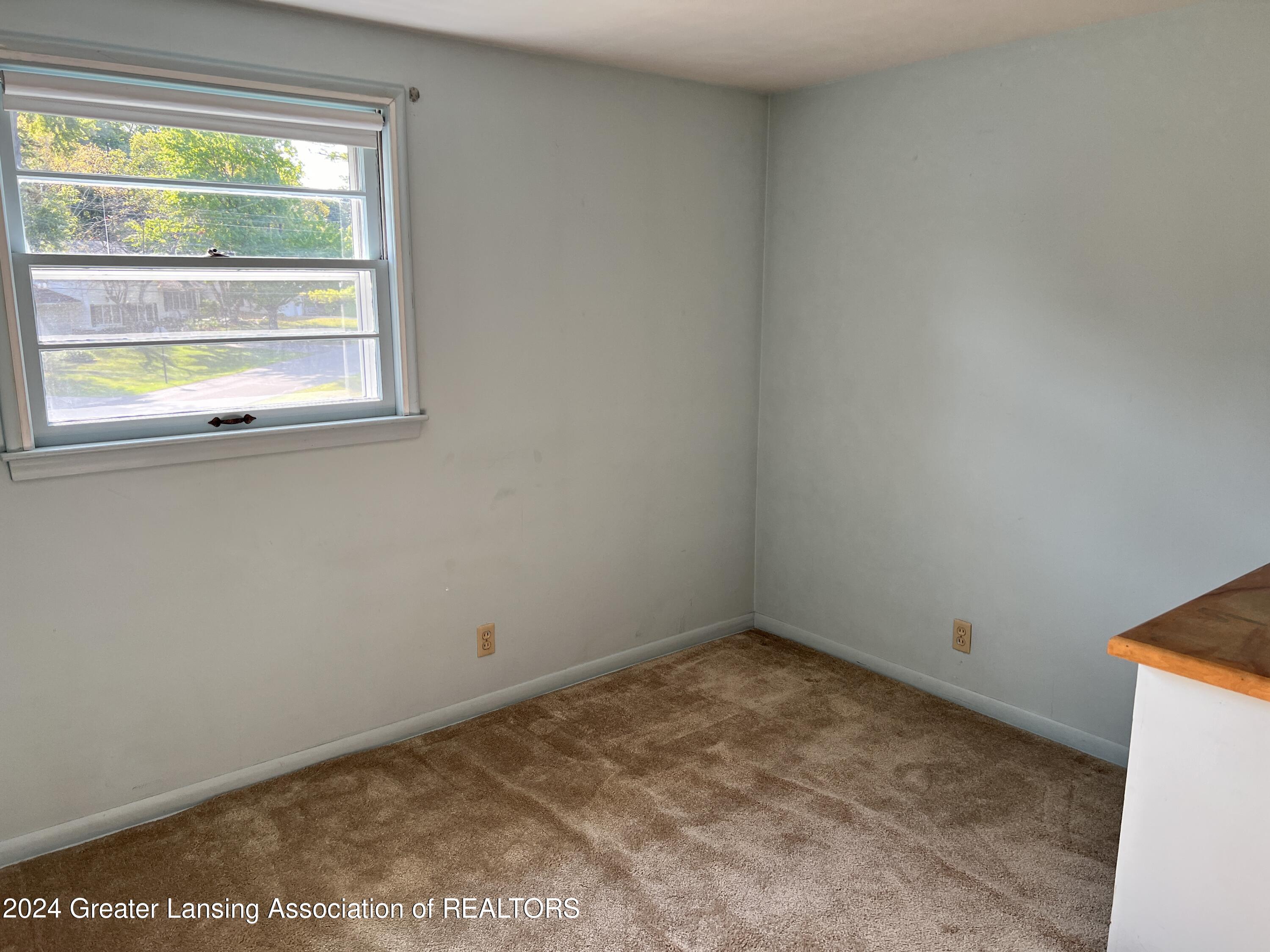 4104 Elizabeth Road Lansing, MI 48917 - Photo 19 of 34 Photo Oct 03 2024, 10 51 43 AM