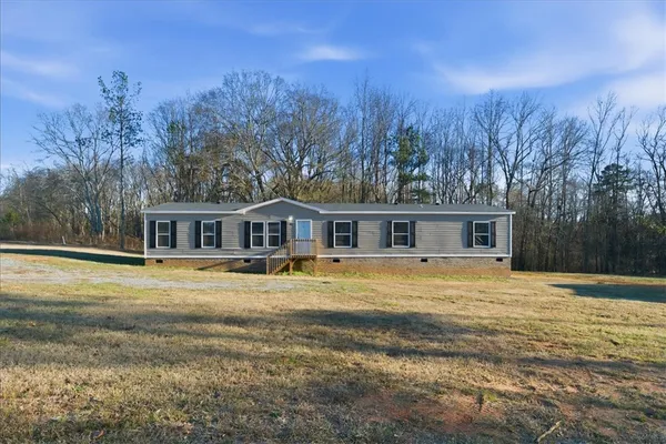 $215,000 | 307 West Lake Street, Iva, SC 29655