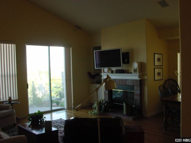 6184 Squires Lane Reno, NV 89519 - Photo 4 of 9 Photo 4