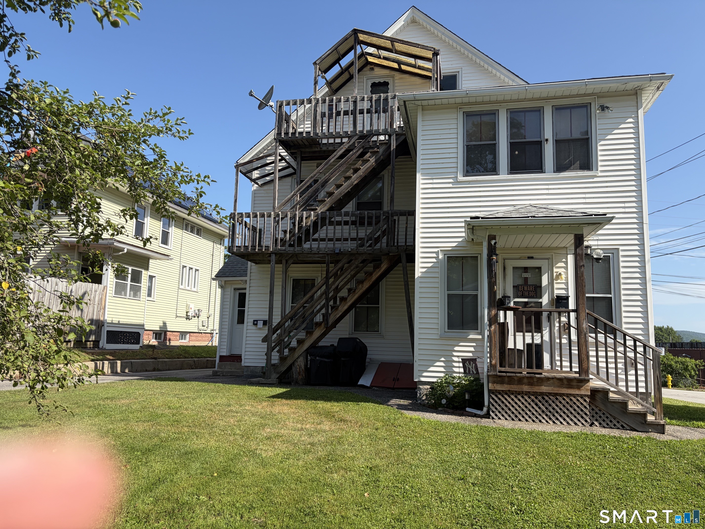 46 Broad Street Torrington, CT 06790 - Photo 2 of 10