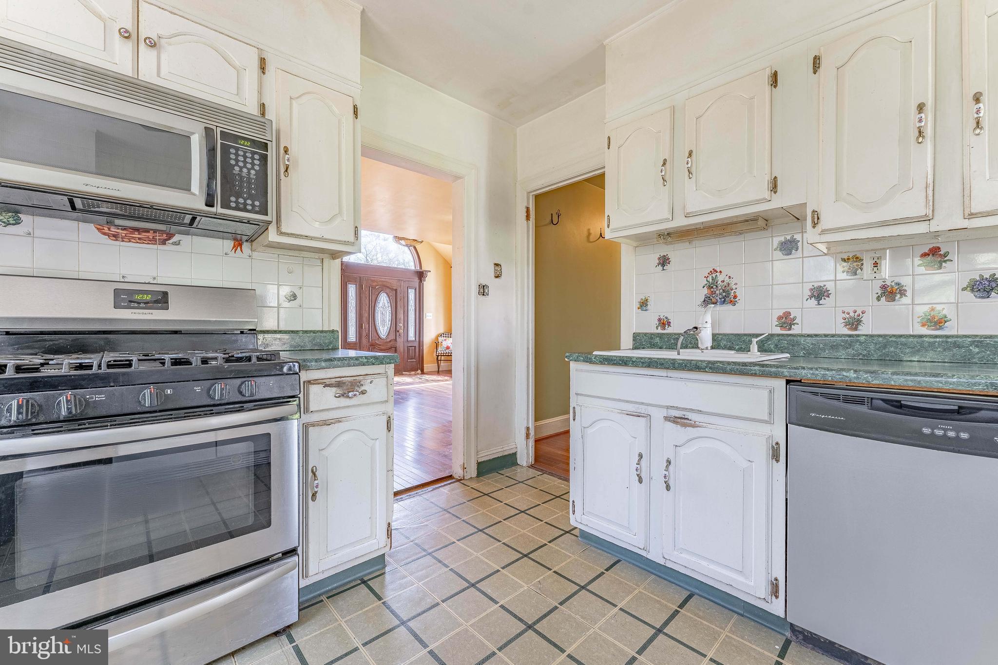 537 Red Fox Lane Wayne, PA 19087 - Photo 15 of 41