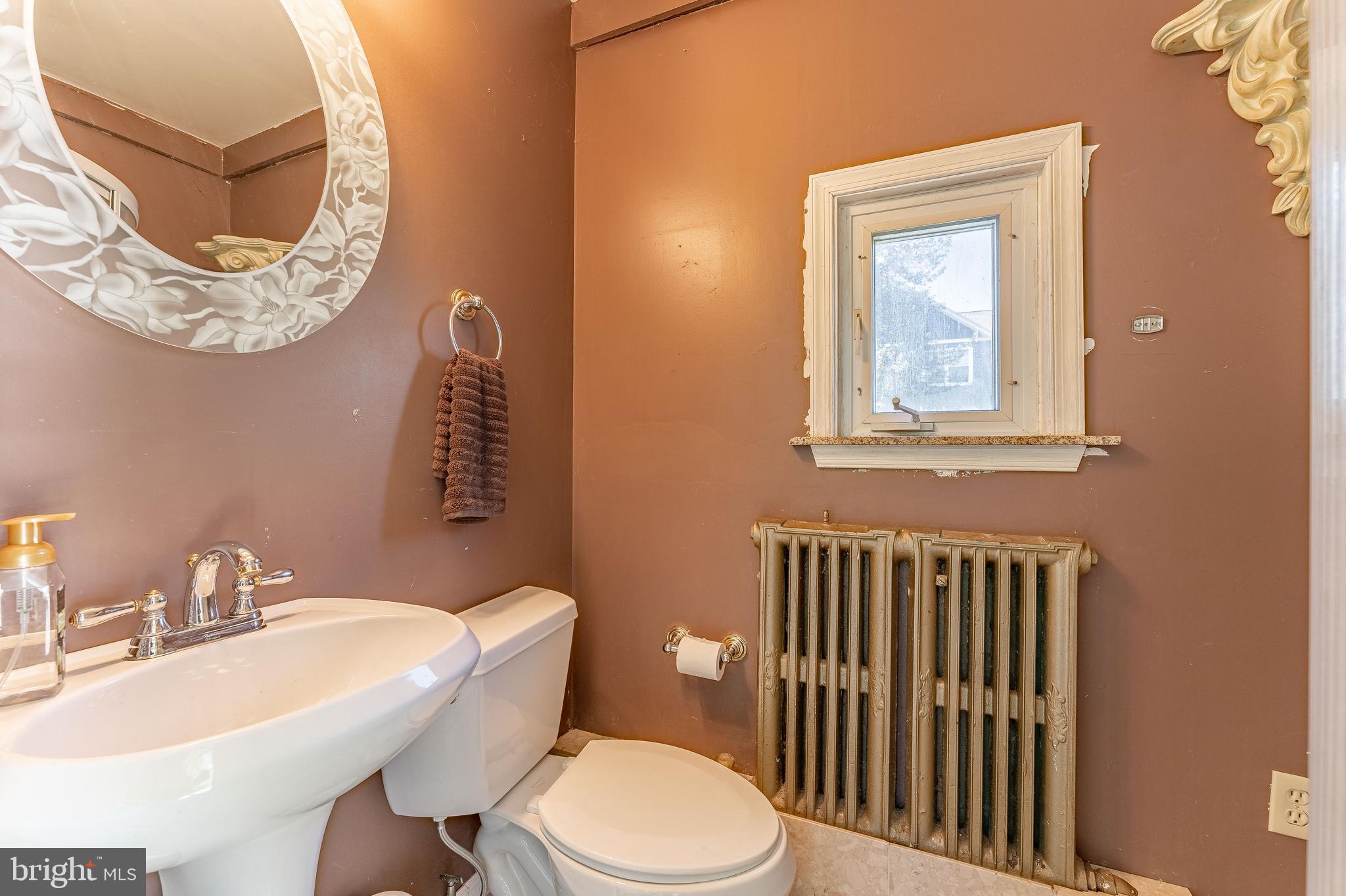 537 Red Fox Lane Wayne, PA 19087 - Photo 26 of 41 Full Bath