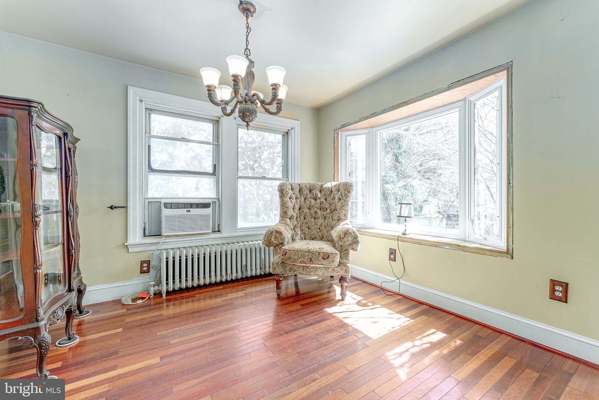 537 Red Fox Lane Wayne, PA 19087 - Photo 10 of 41 Dining Room