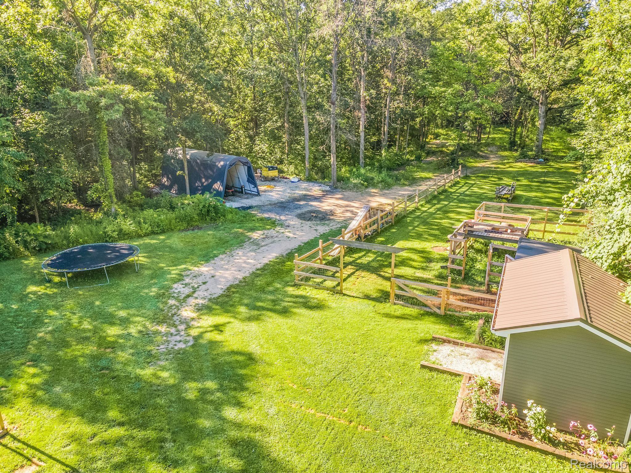 45171 Dunn Road Belleville, MI 48111 - Photo 8 of 52 Gallery Image 8