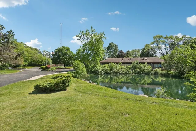 $85,900 | 8617 North Servite Drive, Unit 104, Milwaukee, WI 53223