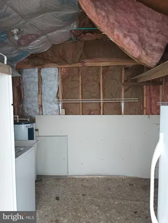 a view of a storage & utility room