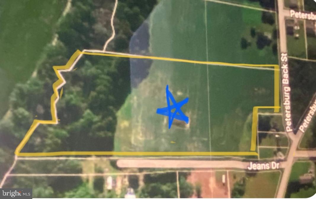 Petersburg Road Hurlock, MD 21643 - Photo 2 of 3 a view of backyard