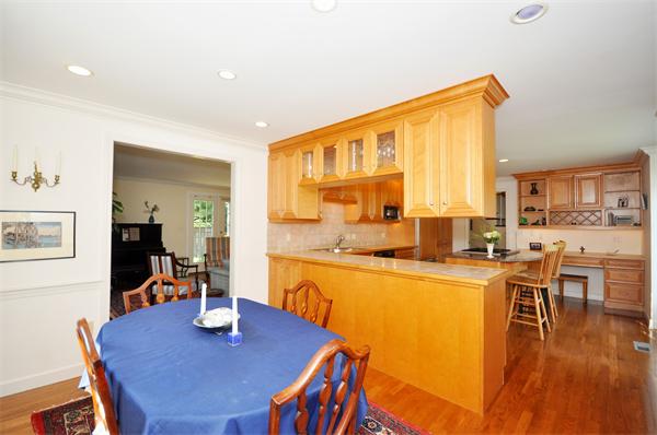 14 Edmonds Road, Unit 14 Concord, MA 01742 - Photo 15 of 22