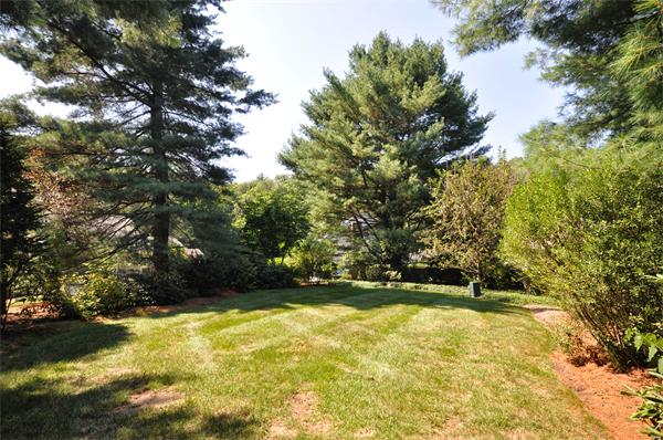14 Edmonds Road, Unit 14 Concord, MA 01742 - Photo 20 of 22