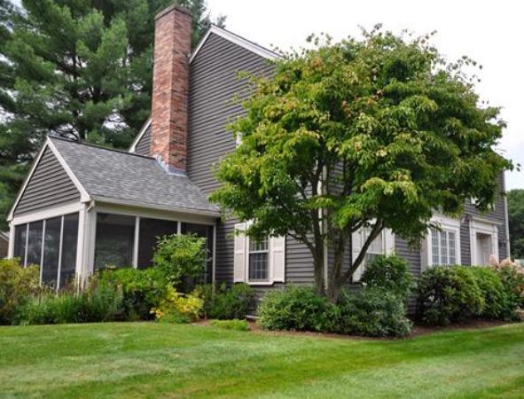 14 Edmonds Road, Unit 14 Concord, MA 01742 - Photo 2 of 22