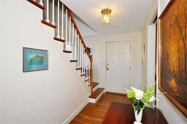 14 Edmonds Road, Unit 14 Concord, MA 01742 - Photo 3 of 22