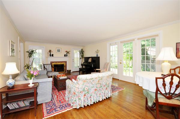 14 Edmonds Road, Unit 14 Concord, MA 01742 - Photo 5 of 22