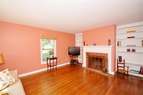 14 Edmonds Road, Unit 14 Concord, MA 01742 - Photo 9 of 22