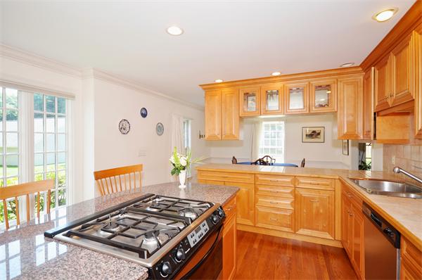 14 Edmonds Road, Unit 14 Concord, MA 01742 - Photo 10 of 22