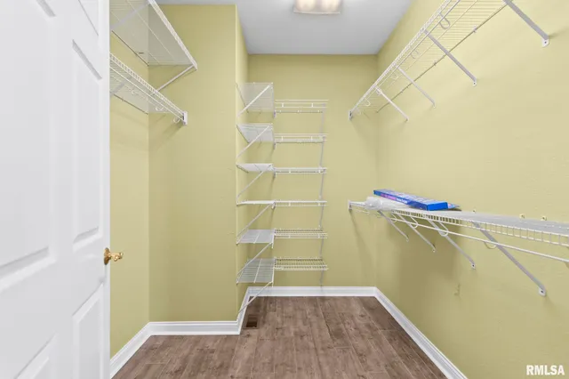 $450,000 | 609 East Heights Avenue, Taylorville, IL 62568