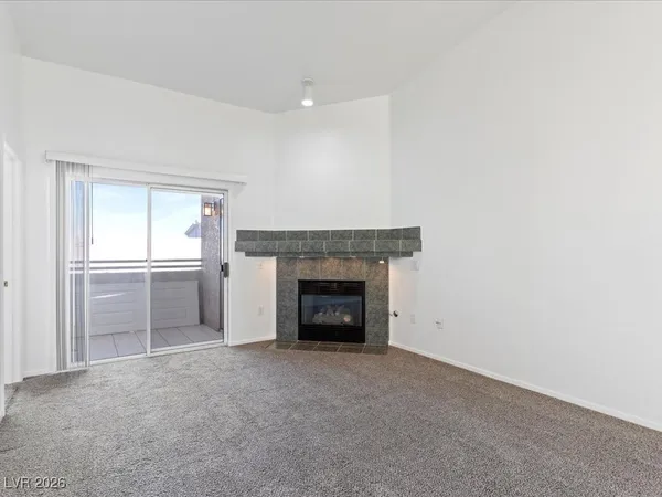 $1,675 | 8725 West Flamingo Road, Unit 235, Las Vegas, NV 89147