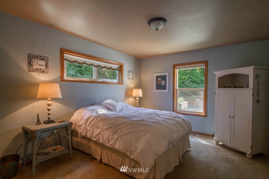 5078 Roney Road Bow, WA 98232 - Photo 18 of 25 Gallery Image 18