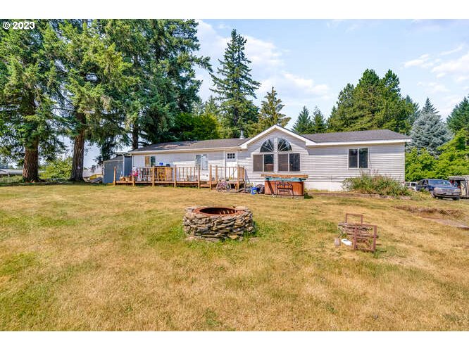 37614 Southeast Coupland Road Estacada, OR 97023 - Photo 2 of 34 Gallery Image 2