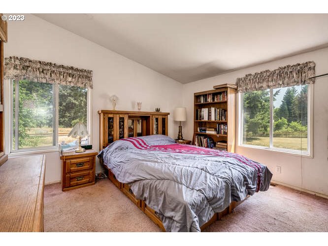 37614 Southeast Coupland Road Estacada, OR 97023 - Photo 21 of 34 Gallery Image 21