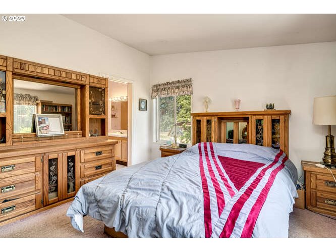 37614 Southeast Coupland Road Estacada, OR 97023 - Photo 22 of 34 Gallery Image 22