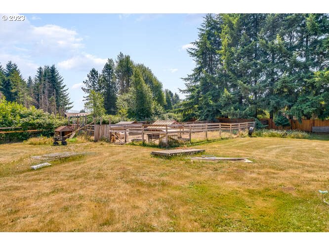 37614 Southeast Coupland Road Estacada, OR 97023 - Photo 33 of 34 Gallery Image 33
